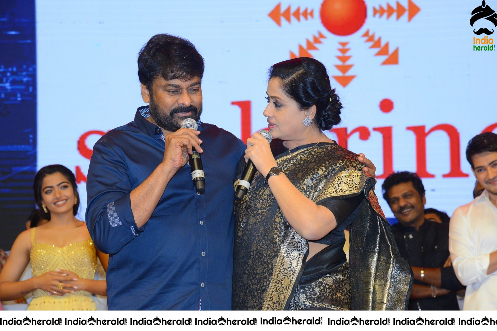 Actor Chiranjeevi Speech Photos along with Vijayshanthi Set 2