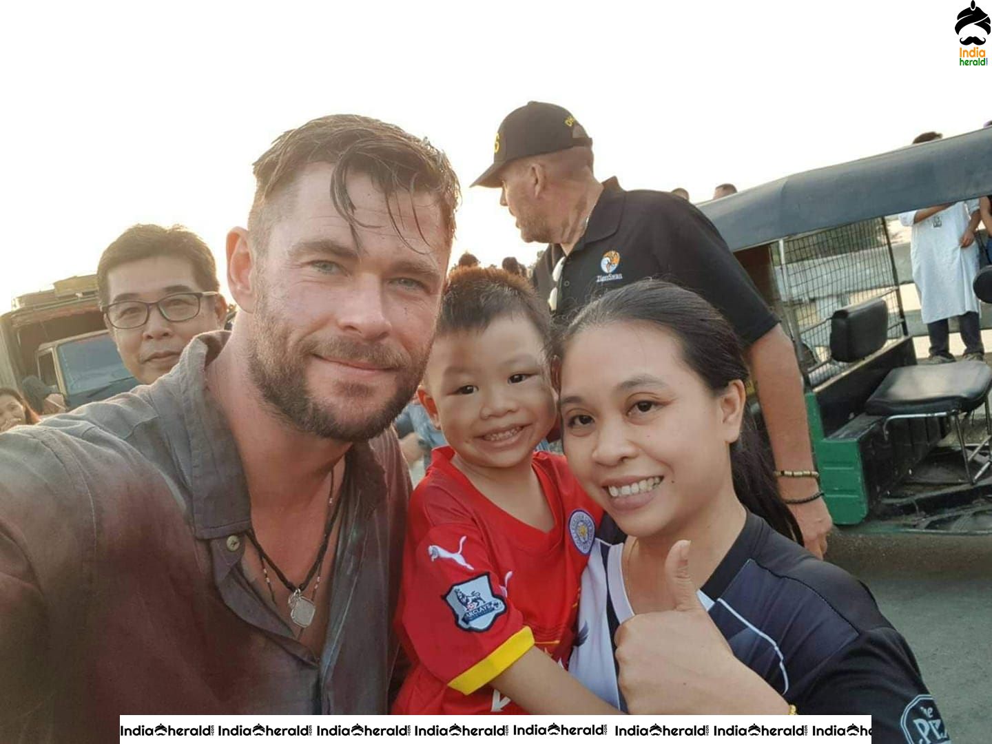 Actor Chris Hemsworth Photos Compilation Set 3