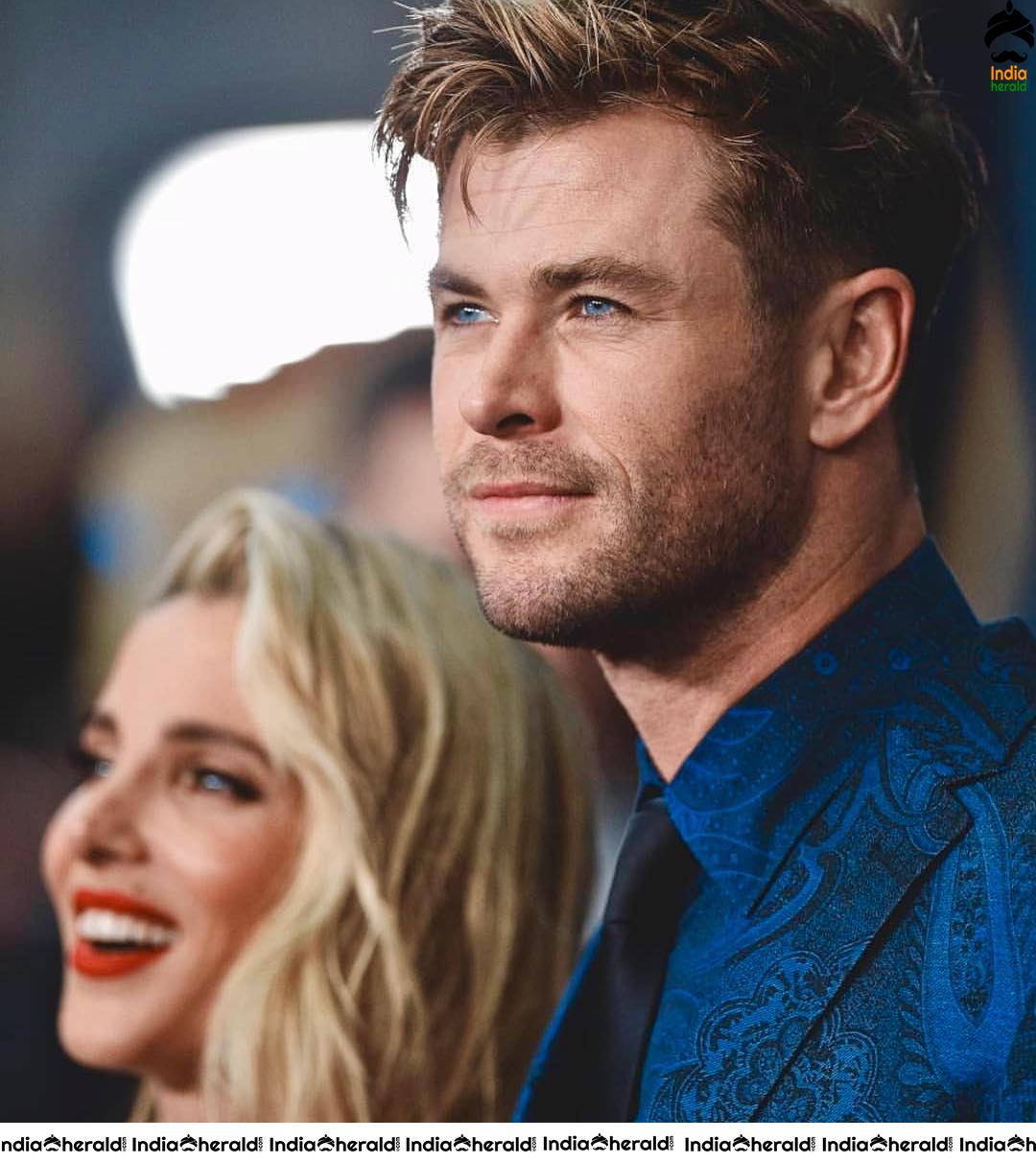 Actor Chris Hemsworth Photos Compilation Set 6