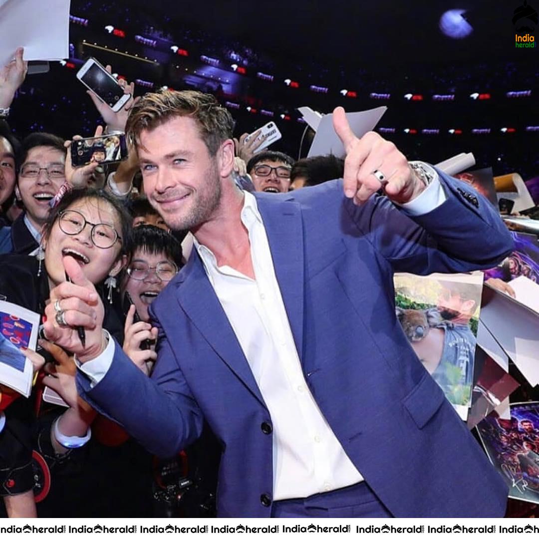 Actor Chris Hemsworth Photos Compilation Set 6