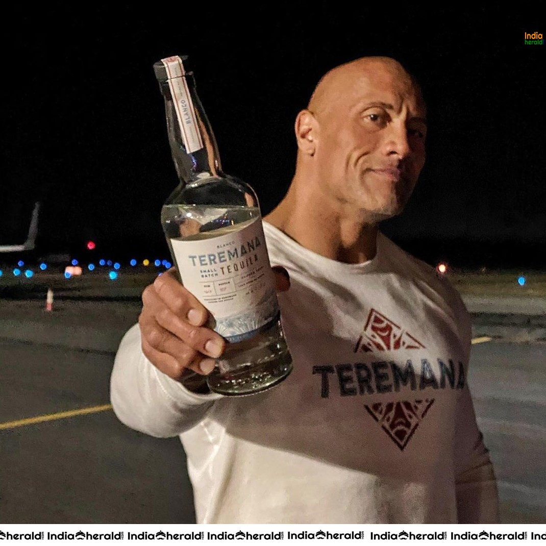 Actor cum WWE player Dwayne The Rock Johnson Photos Set 1