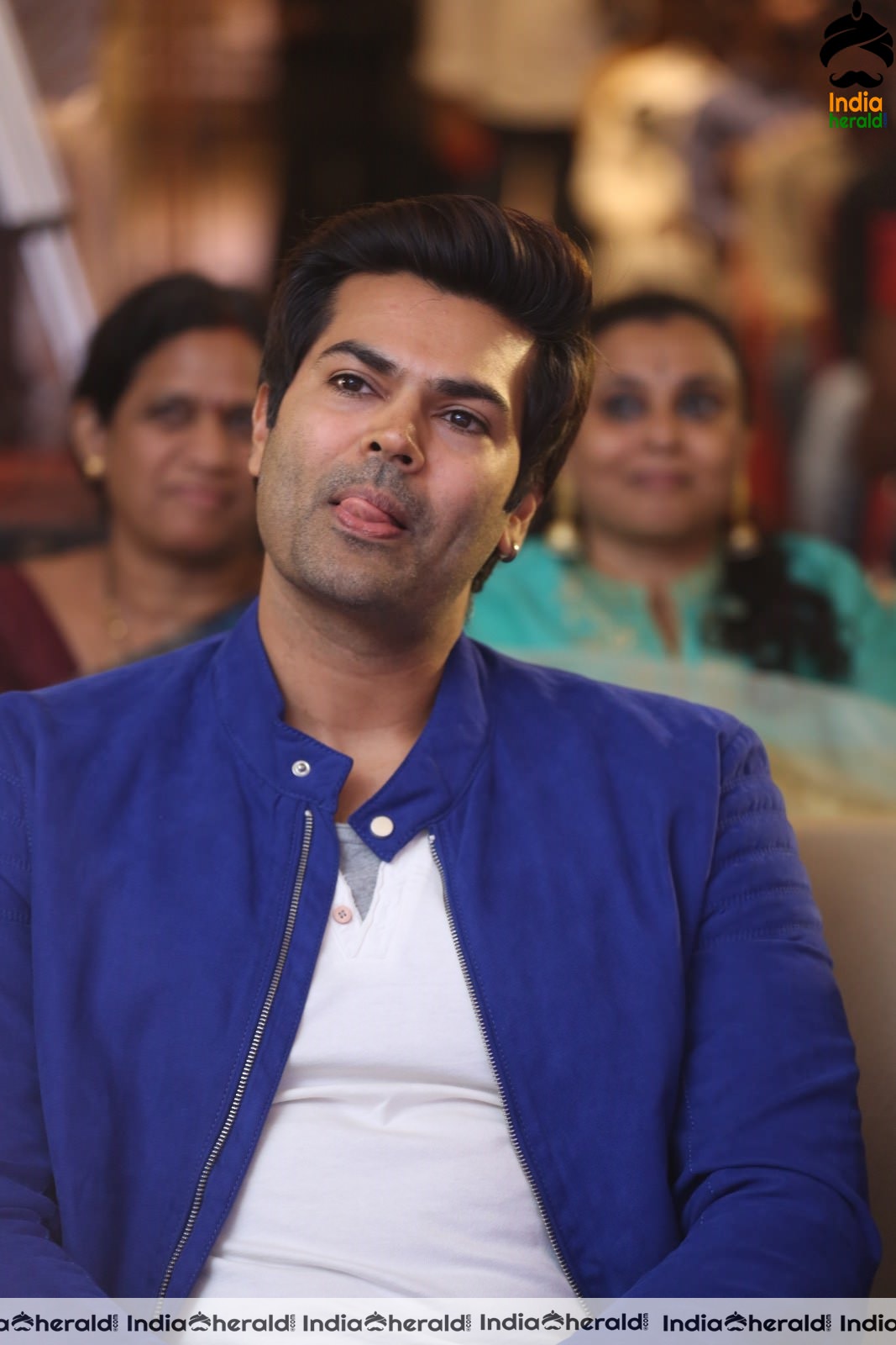 Actor Ganesh Venkatram Stills at Ragala 24 Gantallo Event