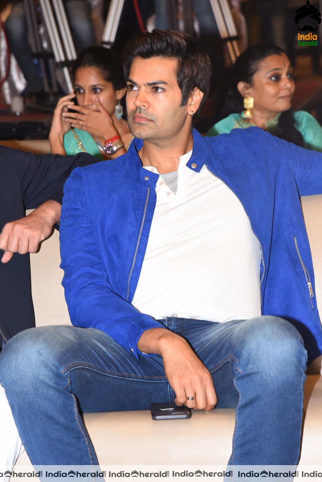 Actor Ganesh Venkatram Stills at Ragala 24 Gantallo Event