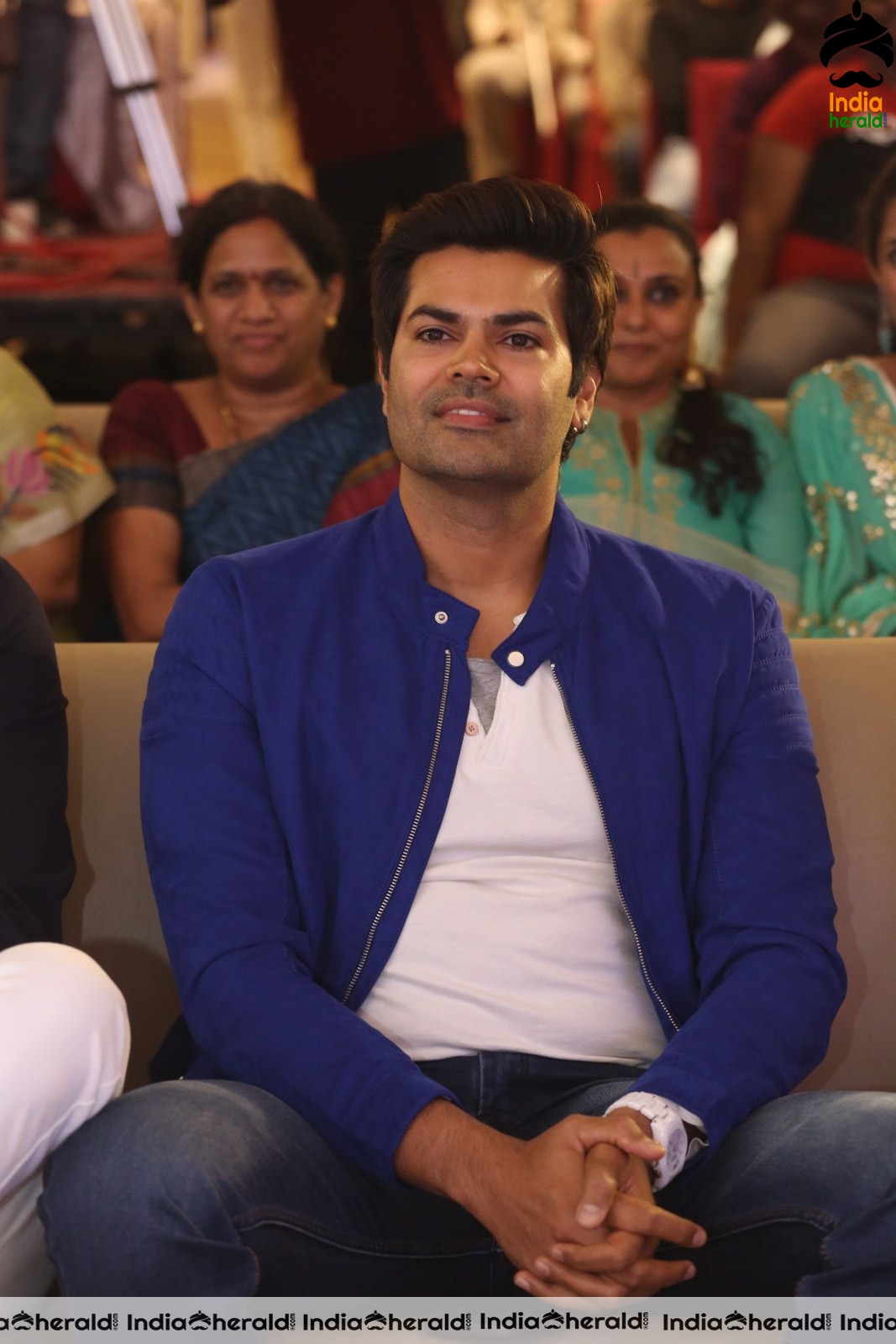 Actor Ganesh Venkatram Stills at Ragala 24 Gantallo Event