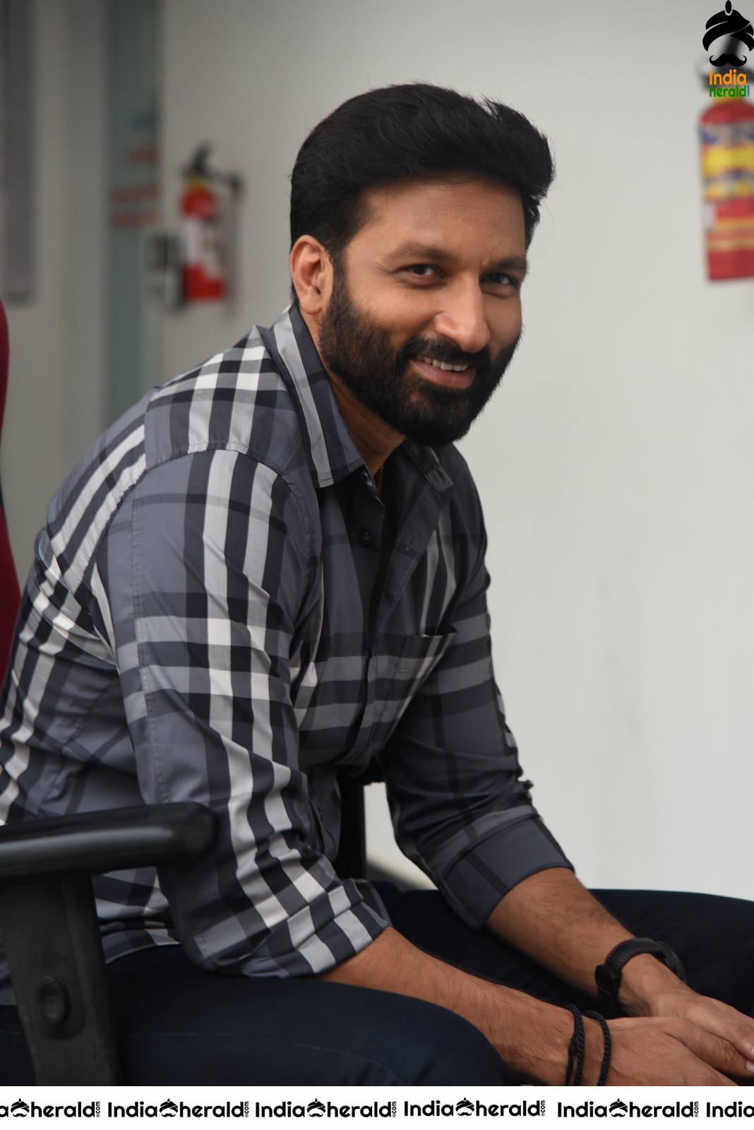 Actor Gopichand Latest Interview Stills Set 2