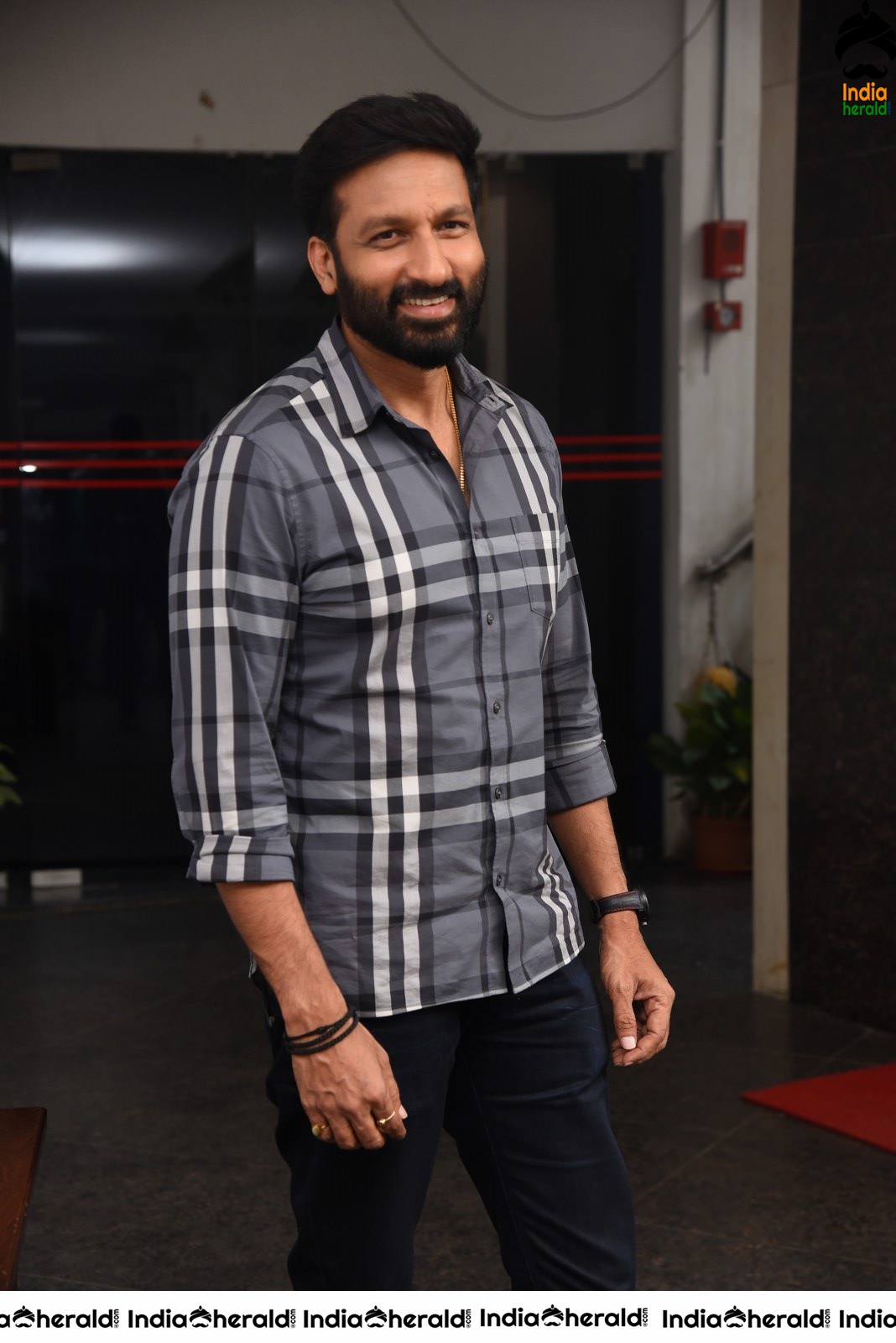 Actor Gopichand Latest Interview Stills Set 2