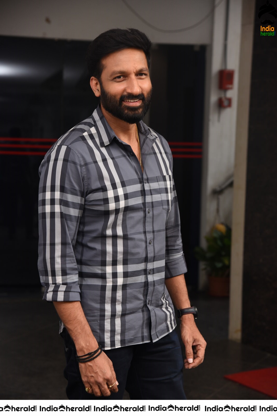 Actor Gopichand Latest Interview Stills Set 2