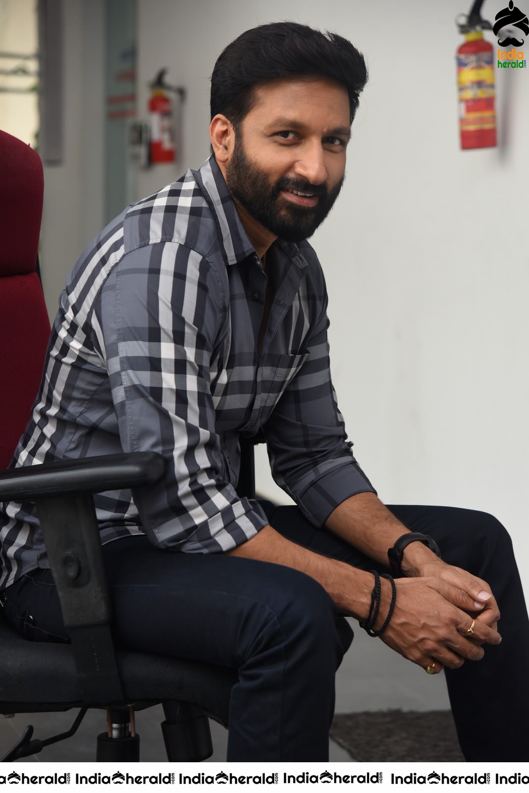 Actor Gopichand Latest Interview Stills Set 2