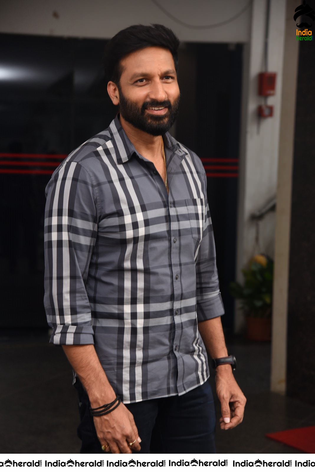 Actor Gopichand Latest Interview Stills Set 2