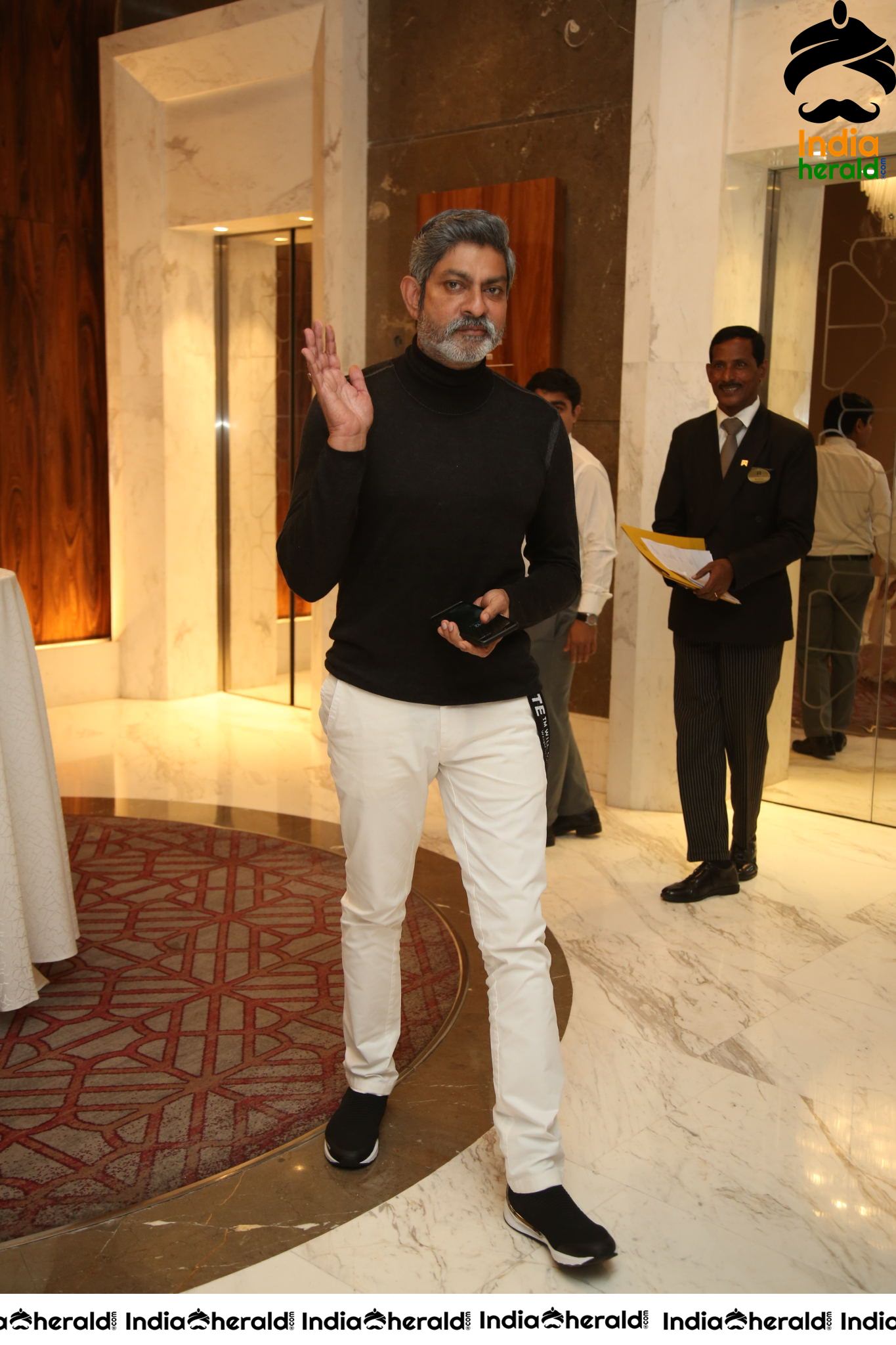 Actor Jagapathi Babu Stylish and Suave in these Photos Set 1