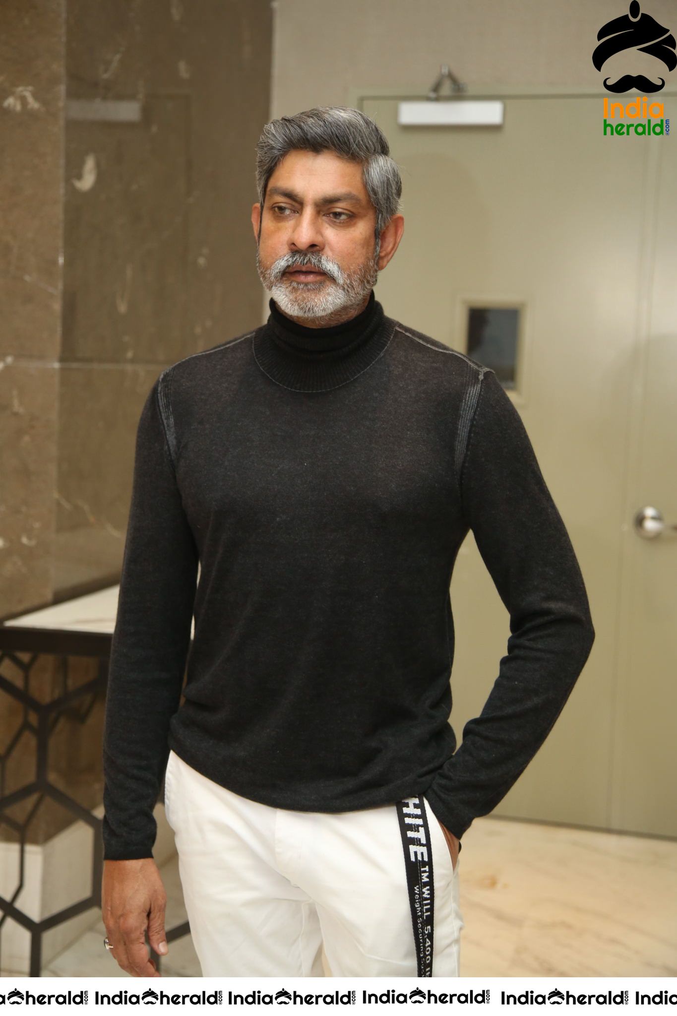 Actor Jagapathi Babu Stylish and Suave in these Photos Set 1