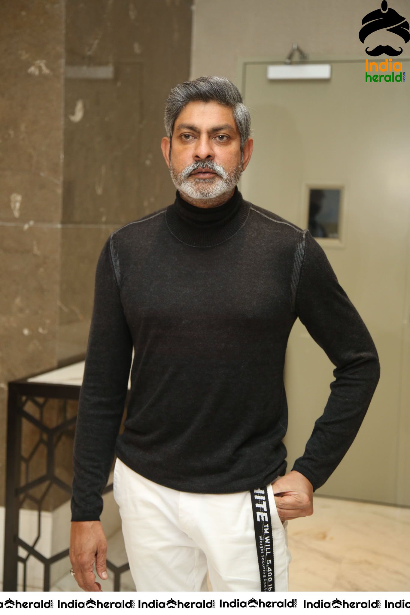 Actor Jagapathi Babu Stylish and Suave in these Photos Set 1