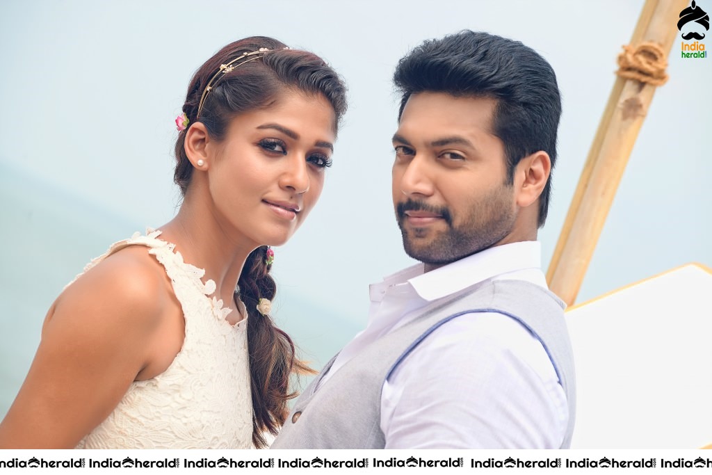 Actor Jayam Ravi Unseen Smooching Hot Photos with Nayanthara by Beach Side Set 1