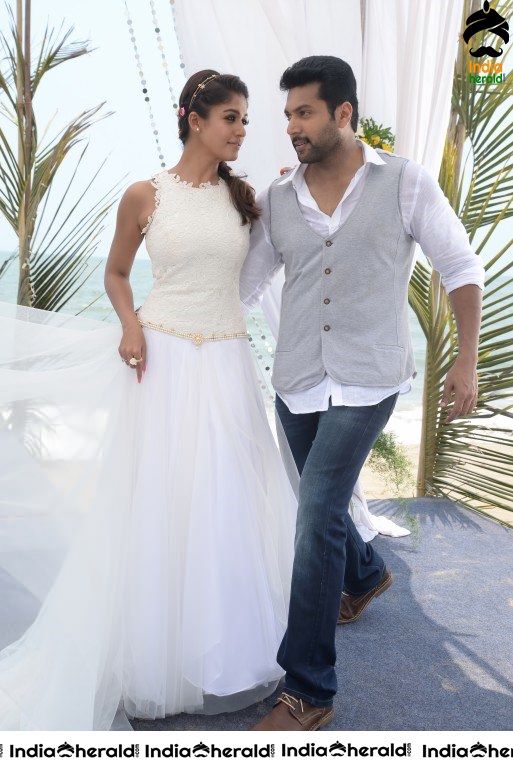 Actor Jayam Ravi Unseen Smooching Hot Photos with Nayanthara by Beach Side Set 2