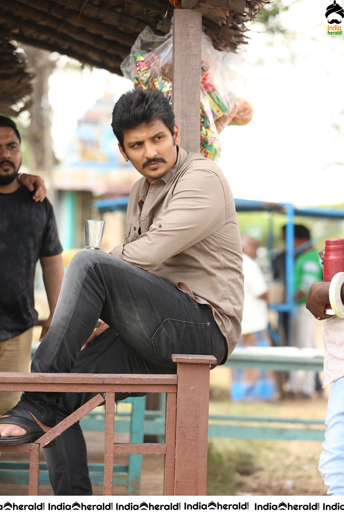 Actor Jiiva Photos from his recent Tamil release Set 1