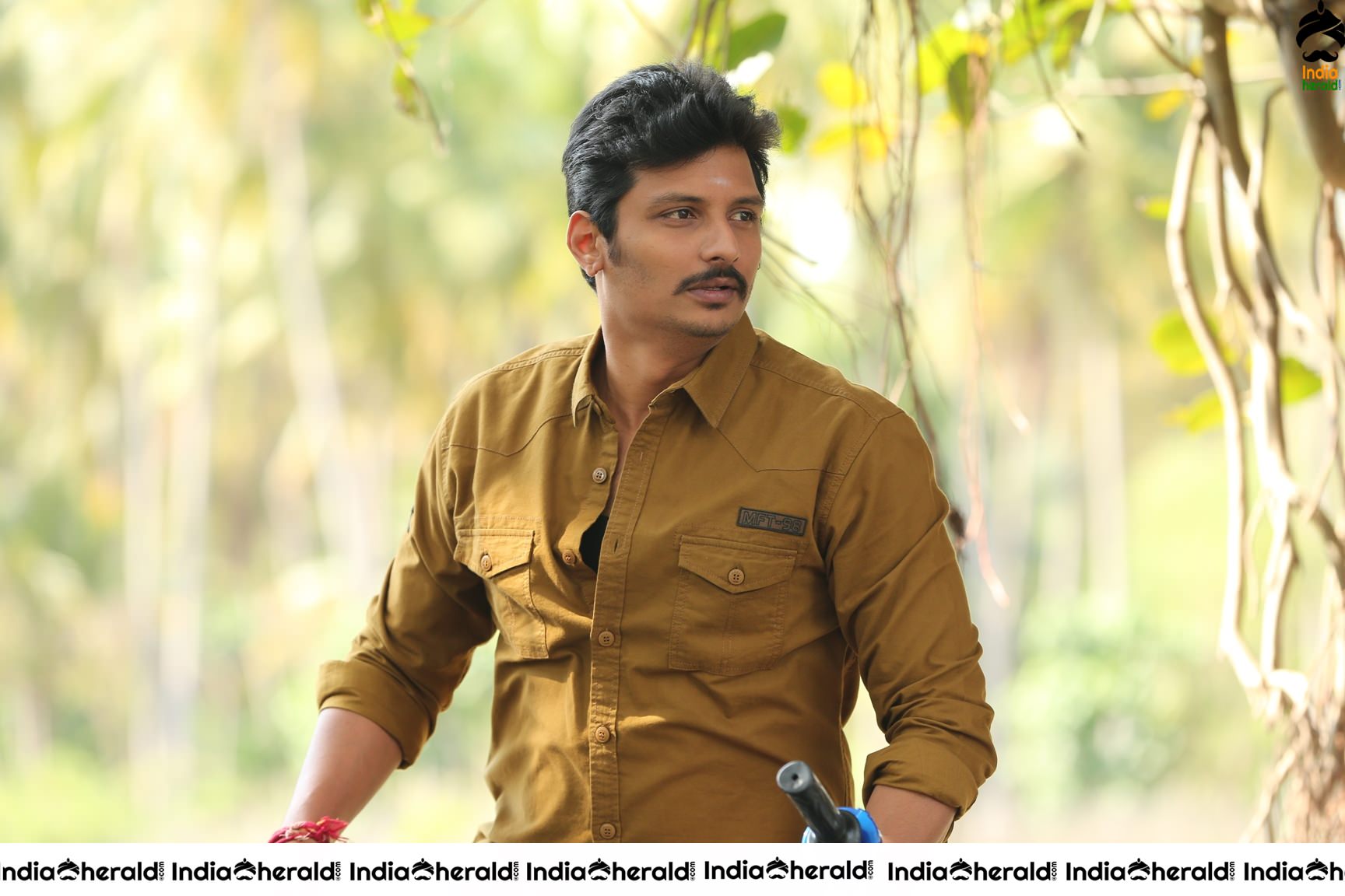 Actor Jiiva Photos from his recent Tamil release Set 1