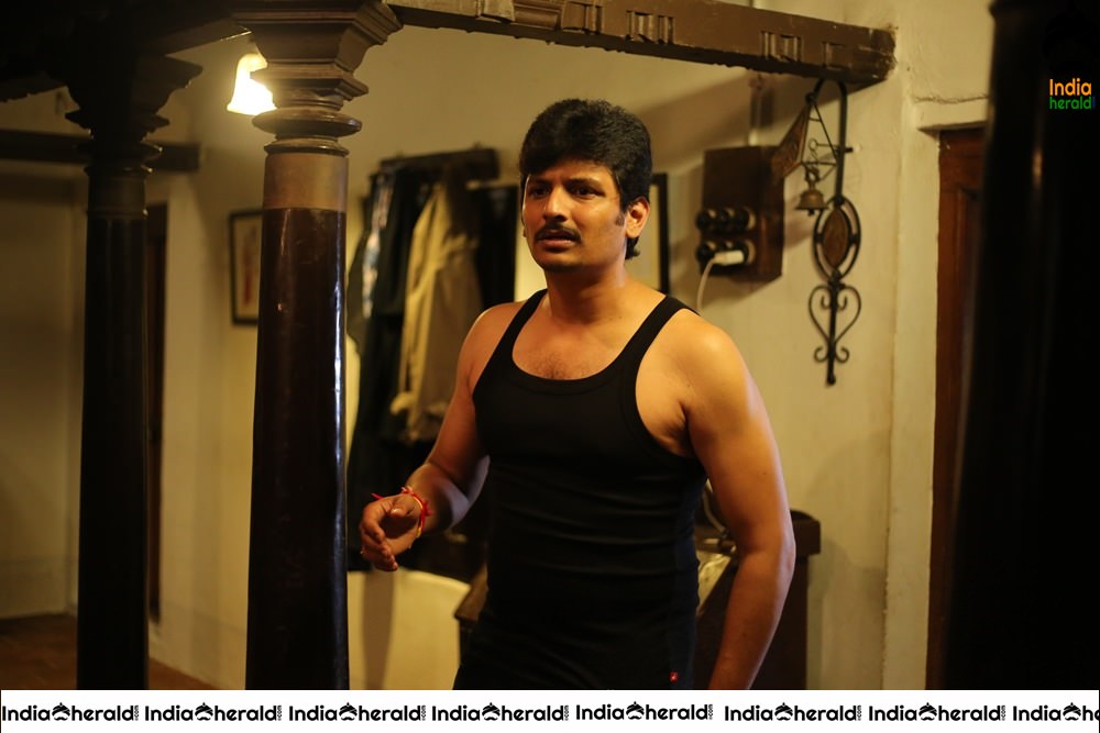 Actor Jiiva Photos from Seeru Tamil movie Set 2