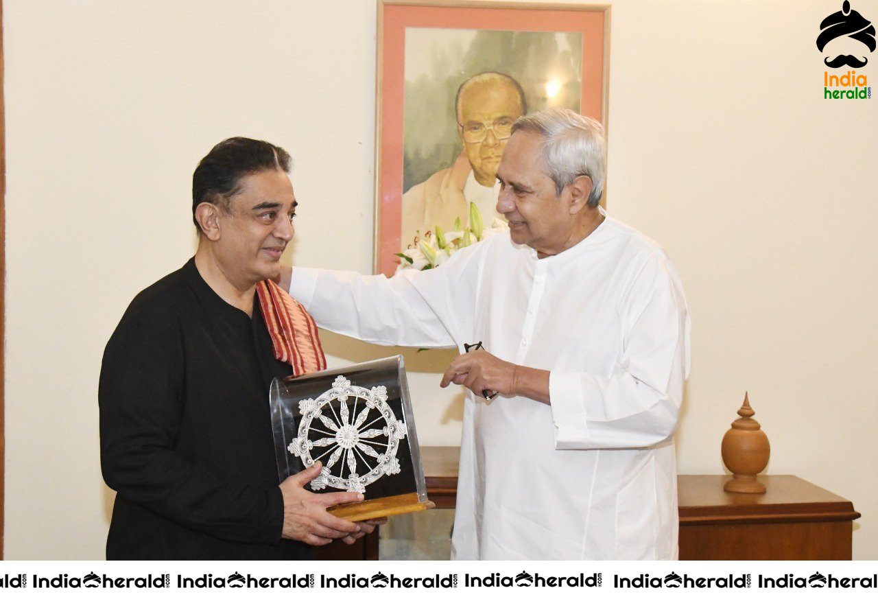 Actor Kamal Haasan with Odisha Chief Minister Naveen Patnaik