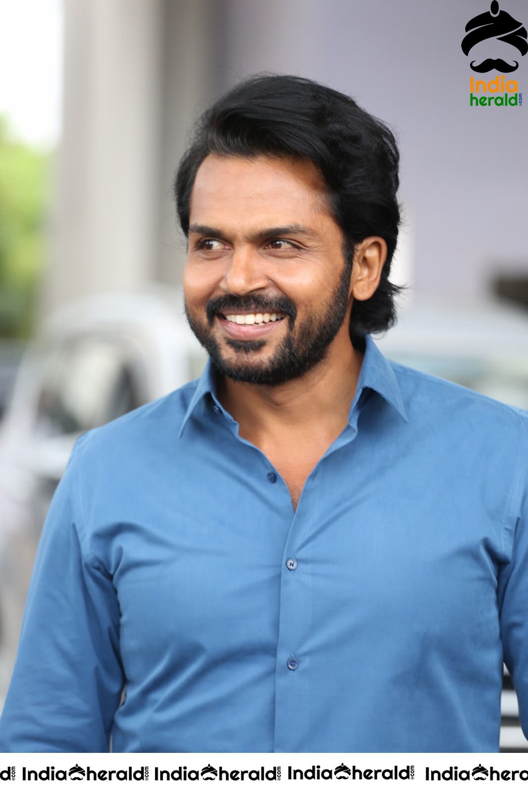 Actor Karthi Looking Super Cool after Khaidhi Interview Set 1