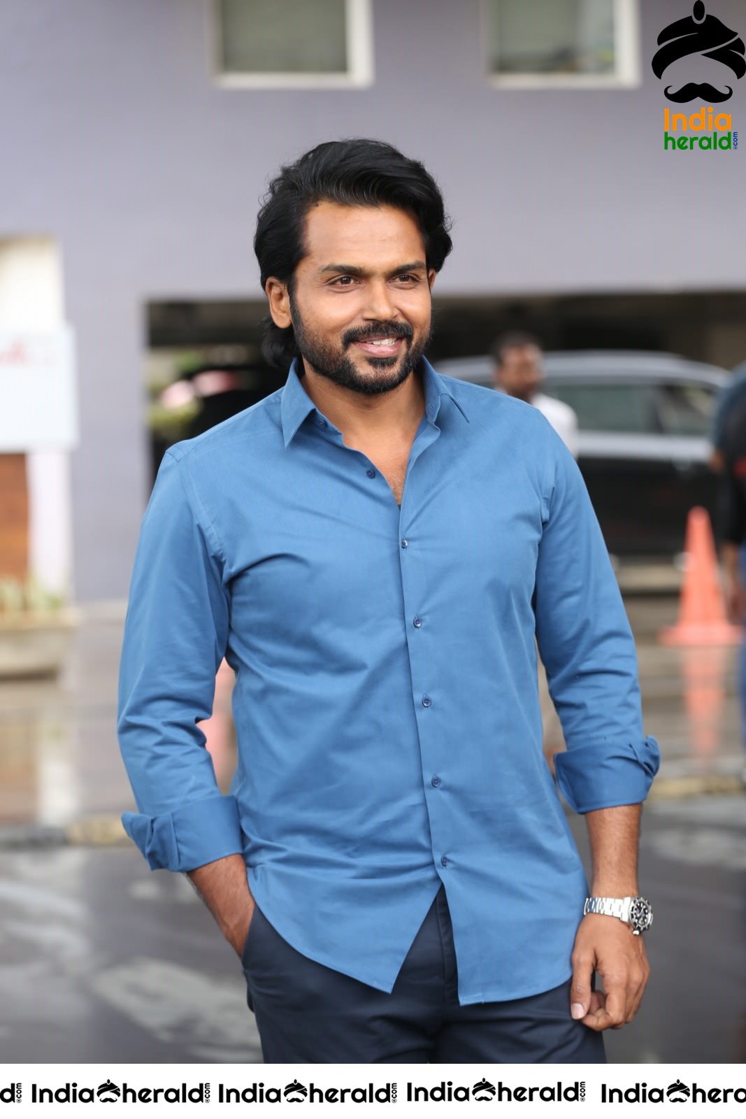 Actor Karthi Looking Super Cool after Khaidhi Interview Set 2