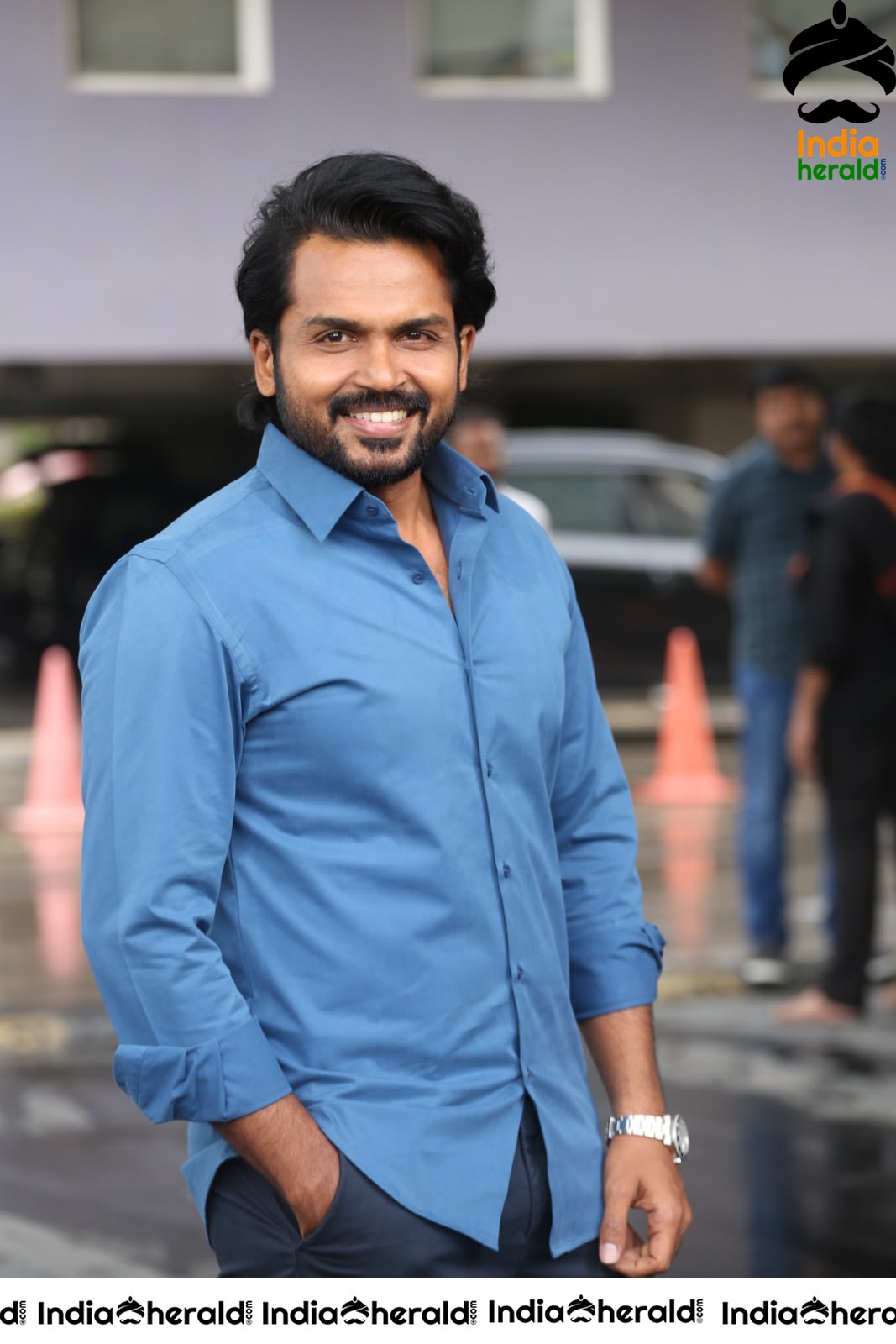 Actor Karthi Looking Super Cool after Khaidhi Interview Set 2