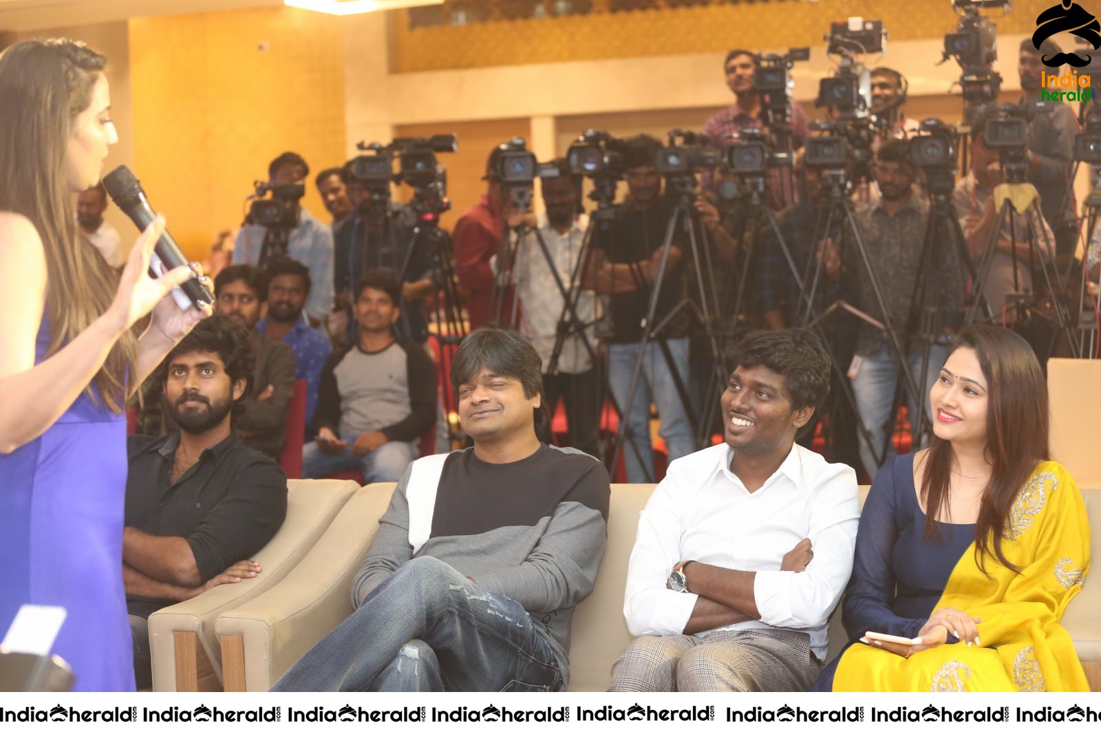 Actor Kathir Spotted along with Director Harish Shankar and Atlee