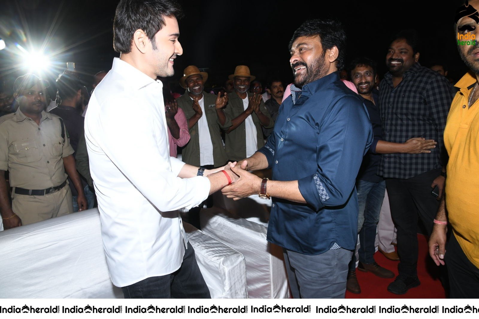 Actor Mahesh Babu and Chiranjeevi share a Happy Bonding at Sarileru Neekevvaru event Set 1