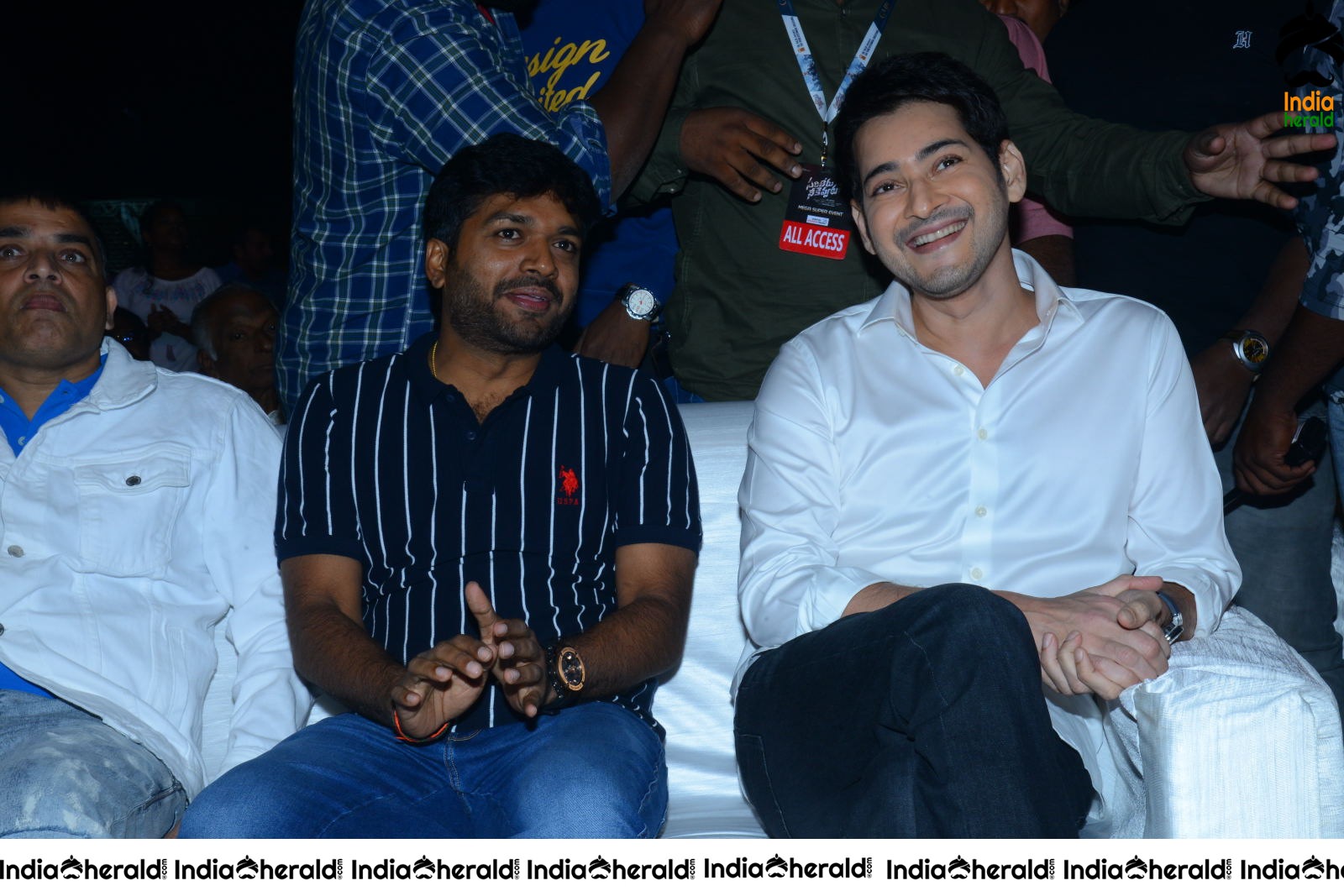 Actor Mahesh Babu and Director Anil Ravipudi share a lighter moment