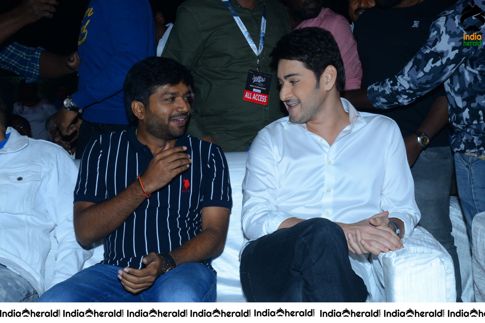 Actor Mahesh Babu and Director Anil Ravipudi share a lighter moment