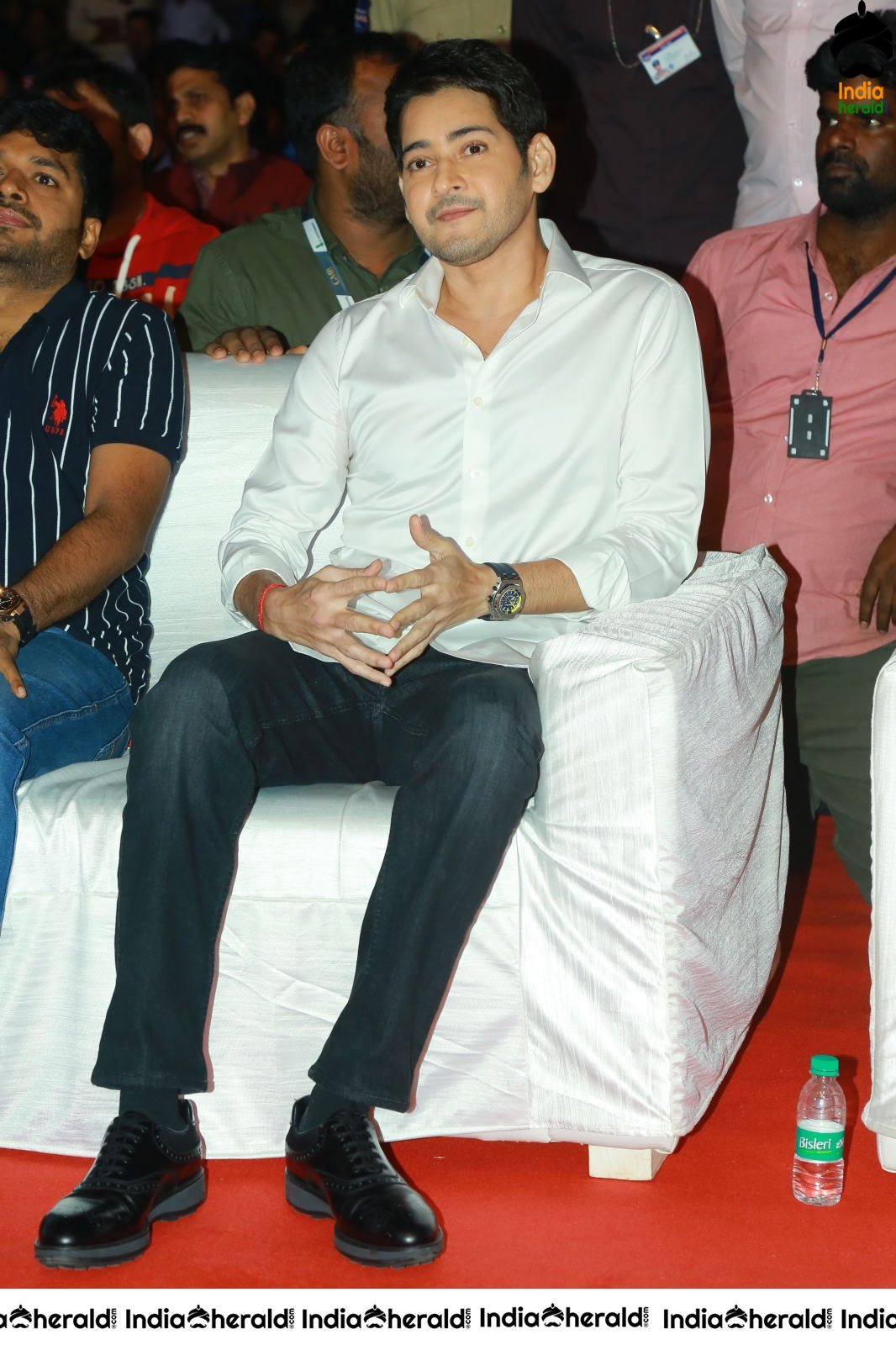 Actor Mahesh Babu Candid Clicks from Sarileru Neekevvaru event Set 1