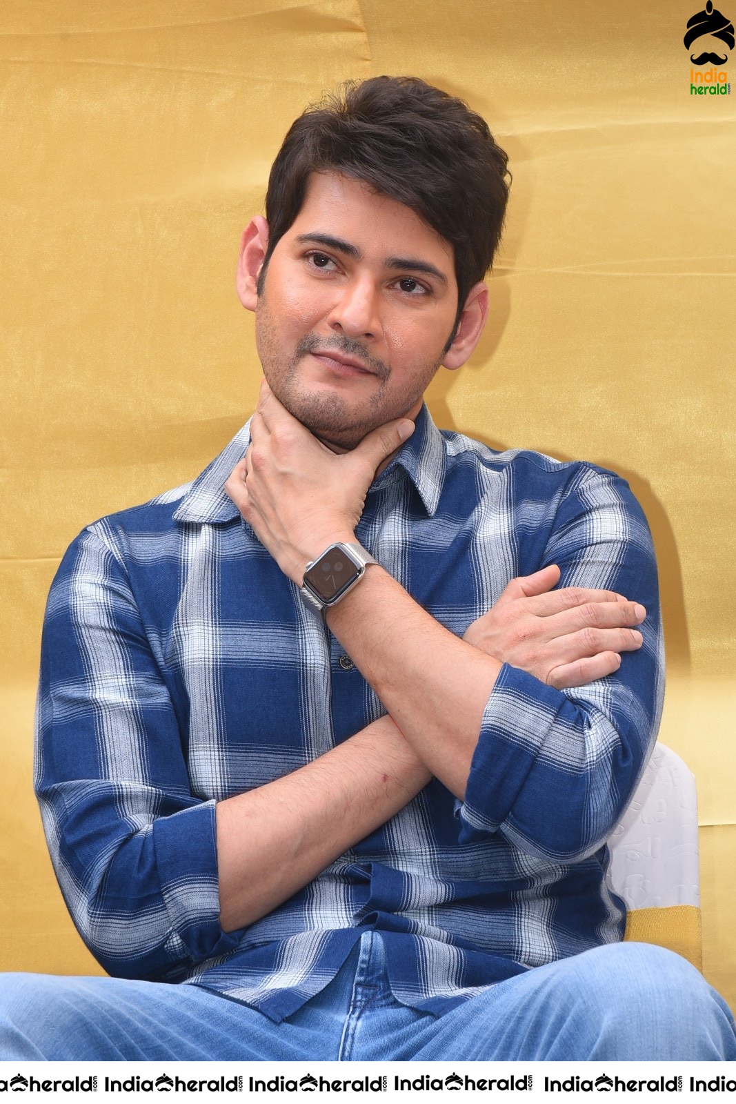 Actor Mahesh Babu Latest Photos at Vijaya Nirmala Statue Inauguration