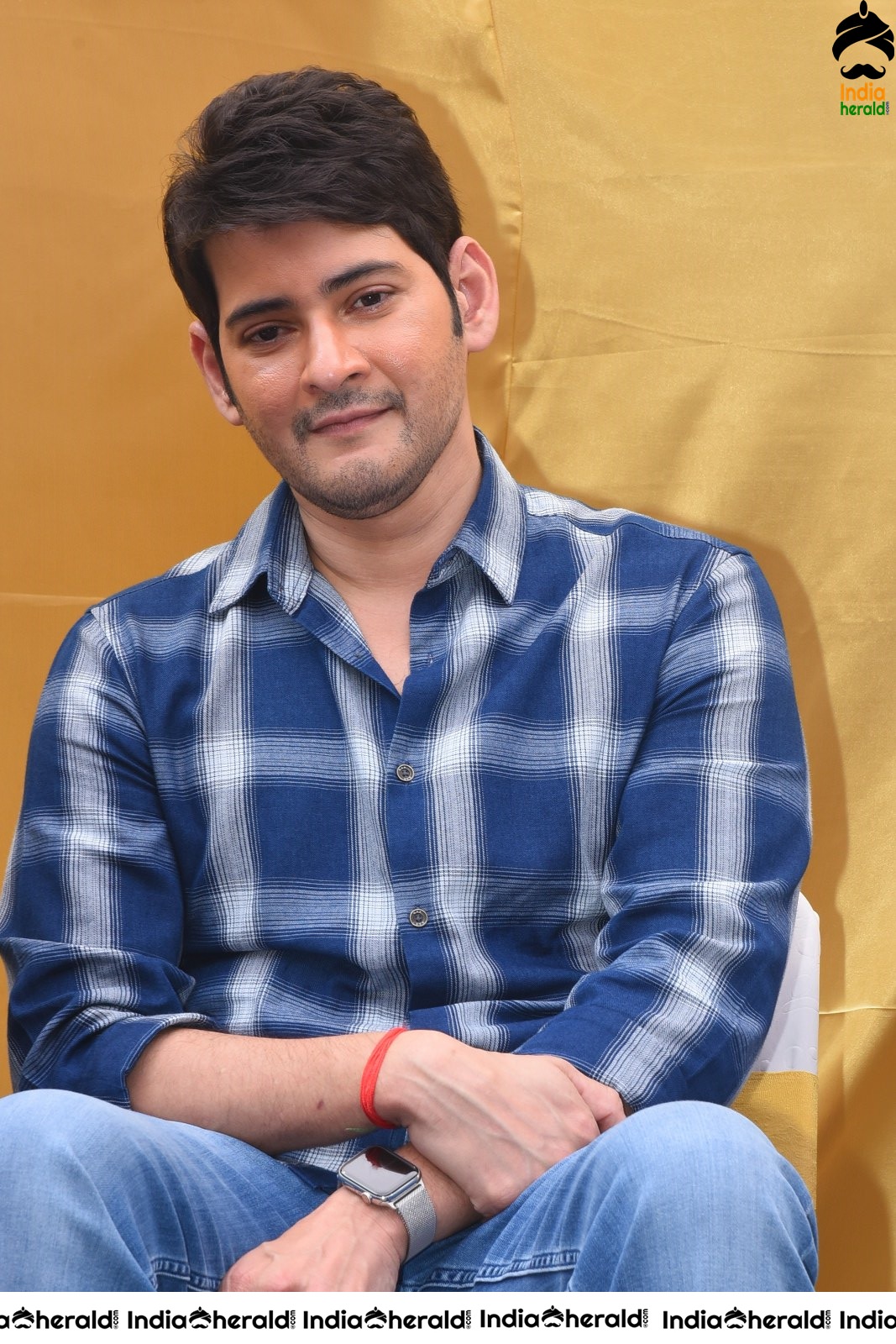 Actor Mahesh Babu Latest Photos at Vijaya Nirmala Statue Inauguration