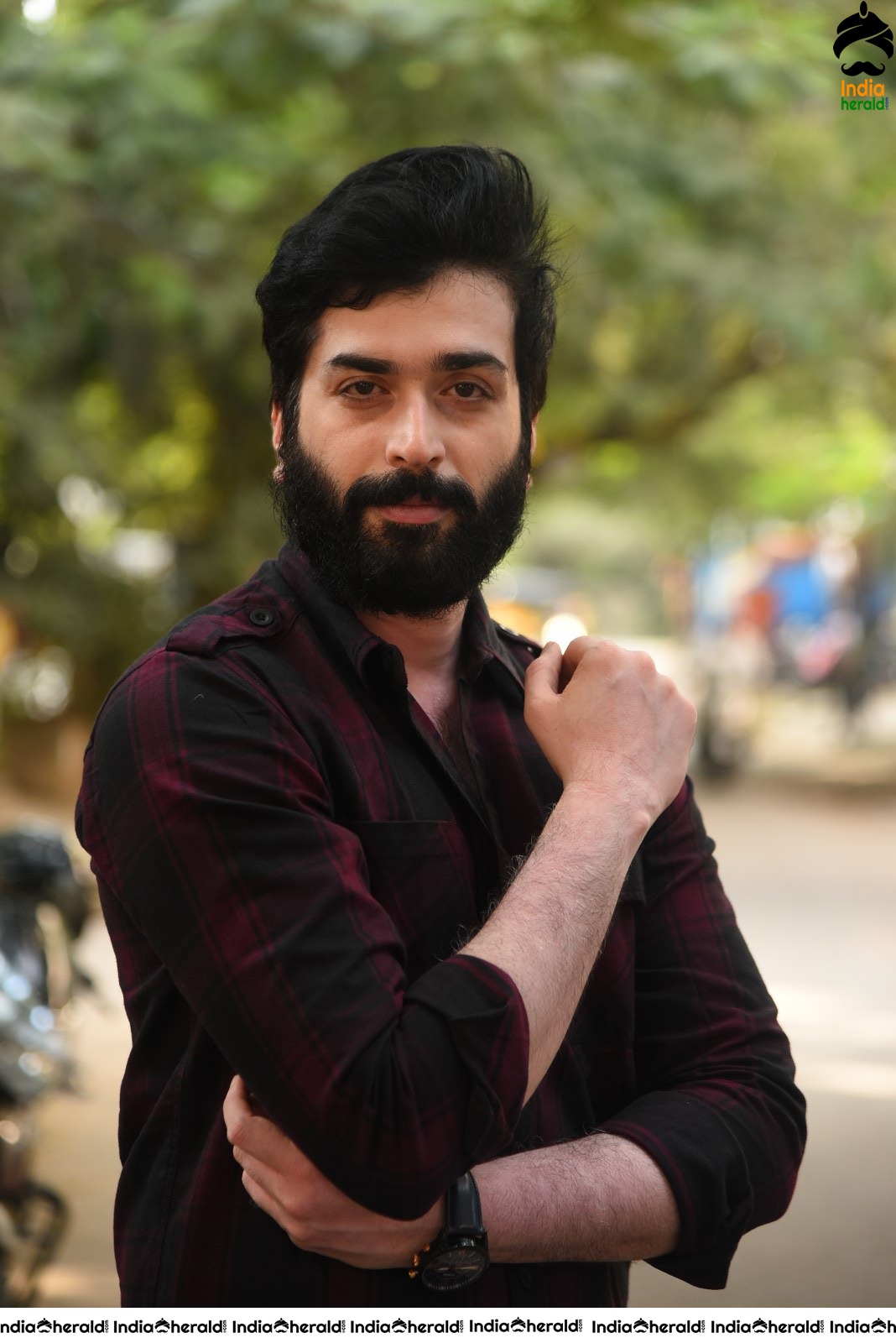Actor Munna Kasi Interview Stills Set 2