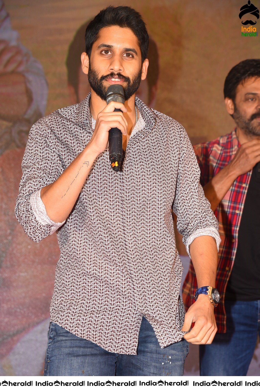 Actor Naga Chaitanya is stylish and suave at Venky Mama Meet Set 2