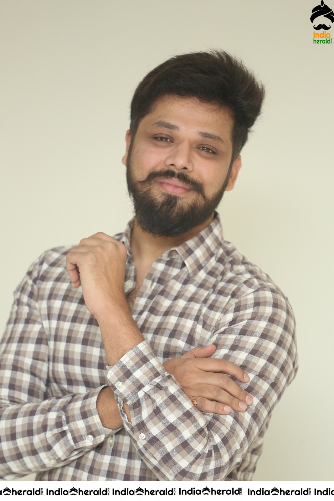 Actor Nandu Interview Latest Stills Set 2