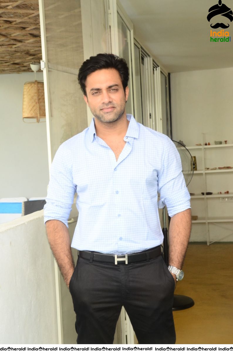 Actor Navdeep Latest Smart Looking Stills Set 2