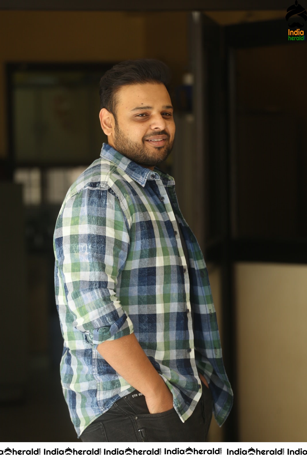 Actor Navin VijayKrishna Interview Latest Stills Set 1