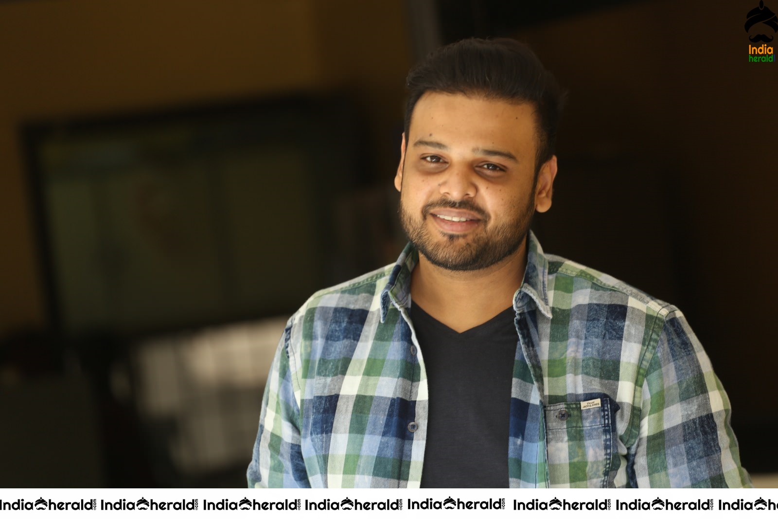 Actor Navin VijayKrishna Latest Interview Photos
