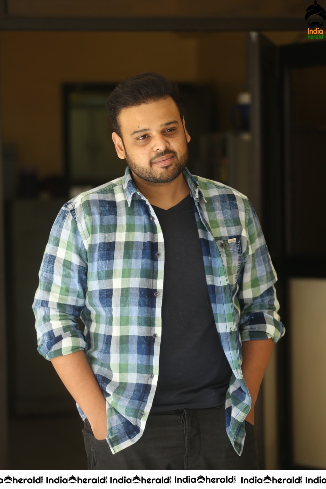 Actor Navin VijayKrishna Latest Interview Photos