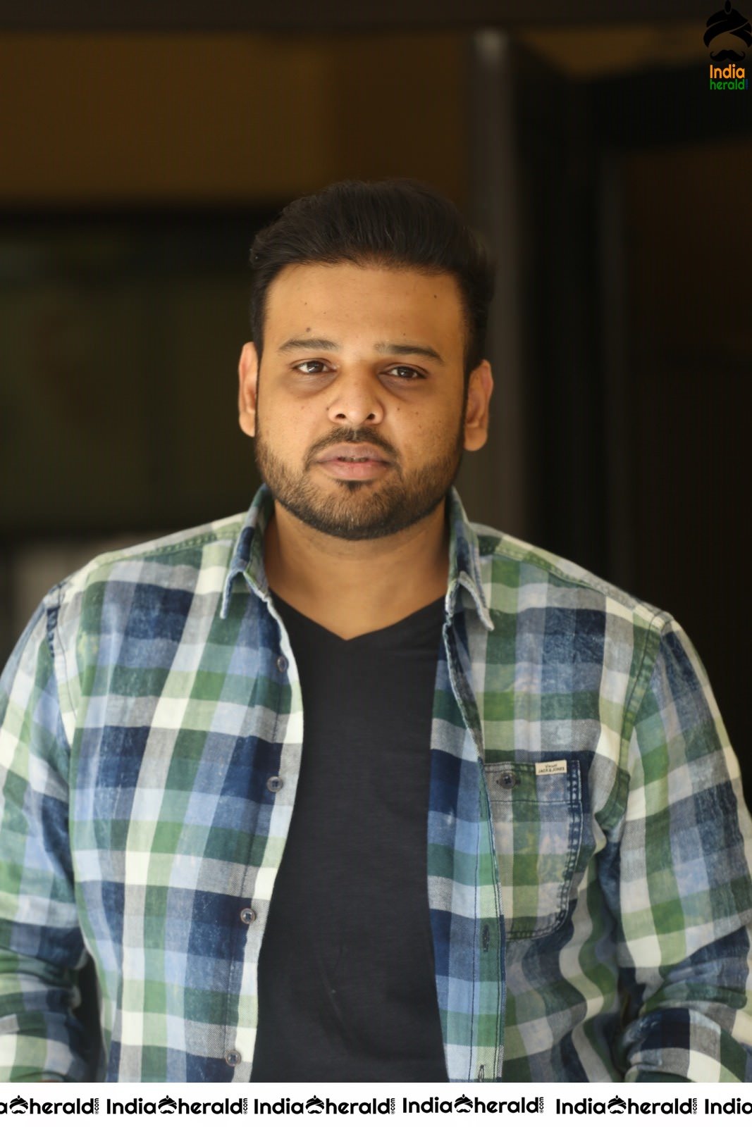 Actor Navin VijayKrishna Latest Interview Photos