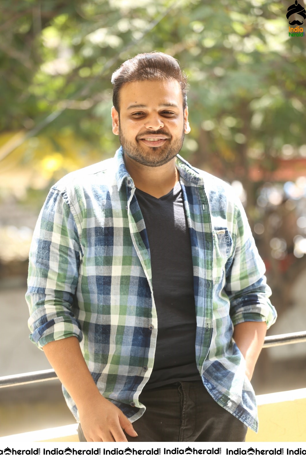 Actor Navin VijayKrishna Latest Interview Photos