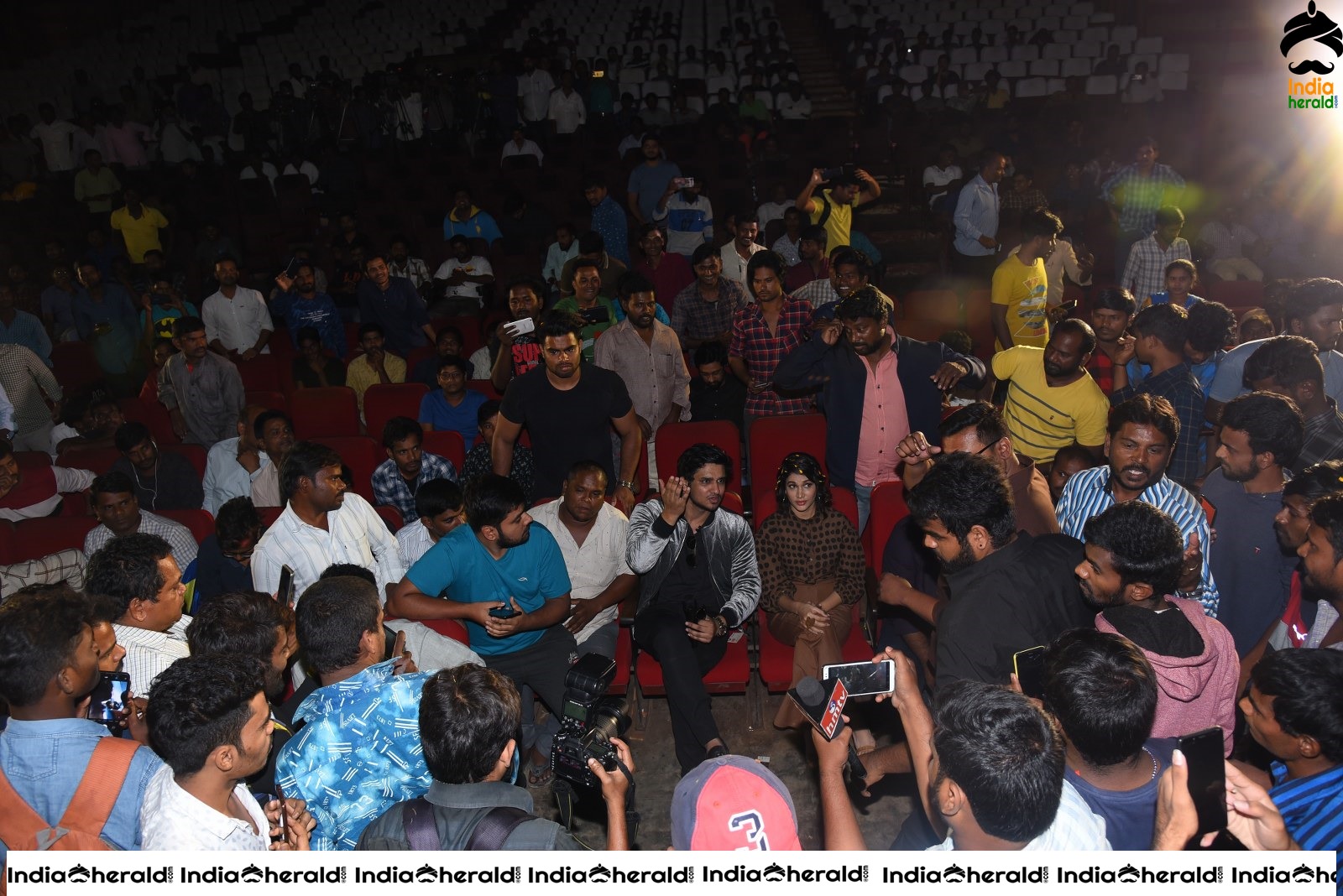 Actor Nikhil Siddhartha gets Surrounded by a Huge Crowd Set 1