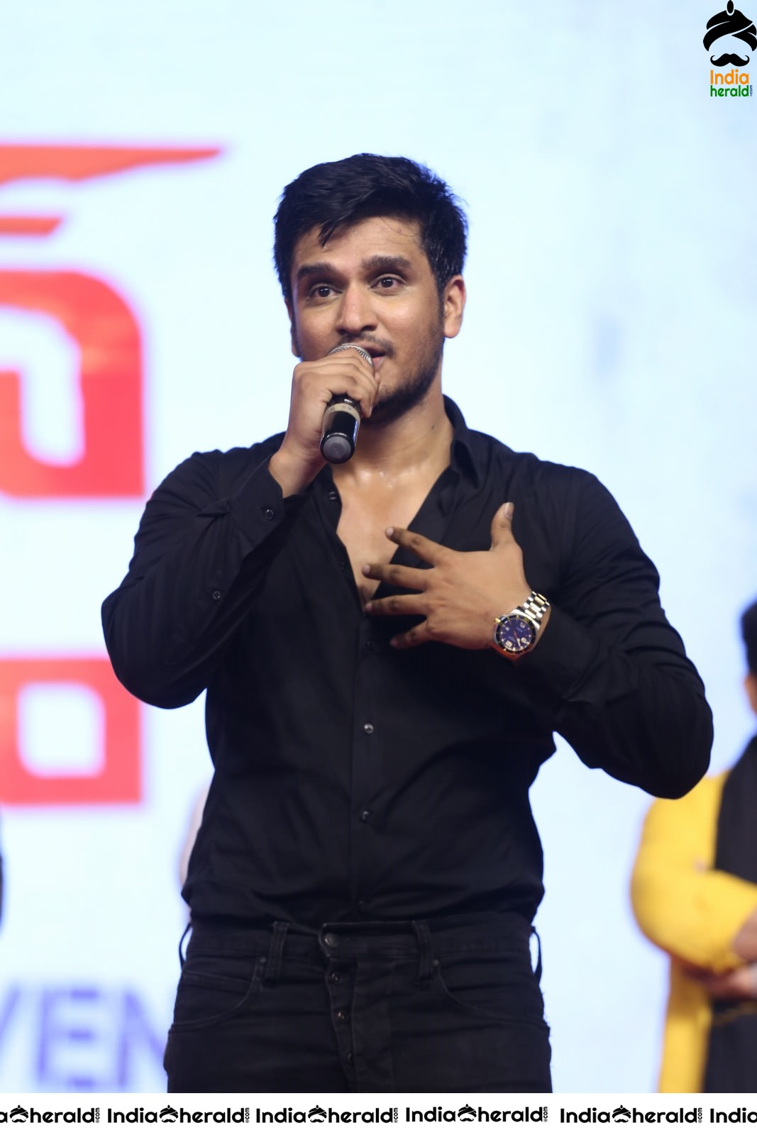 Actor Nikhil Siddhartha Speak on the Stage before Chiranjeevi Garu Set 1