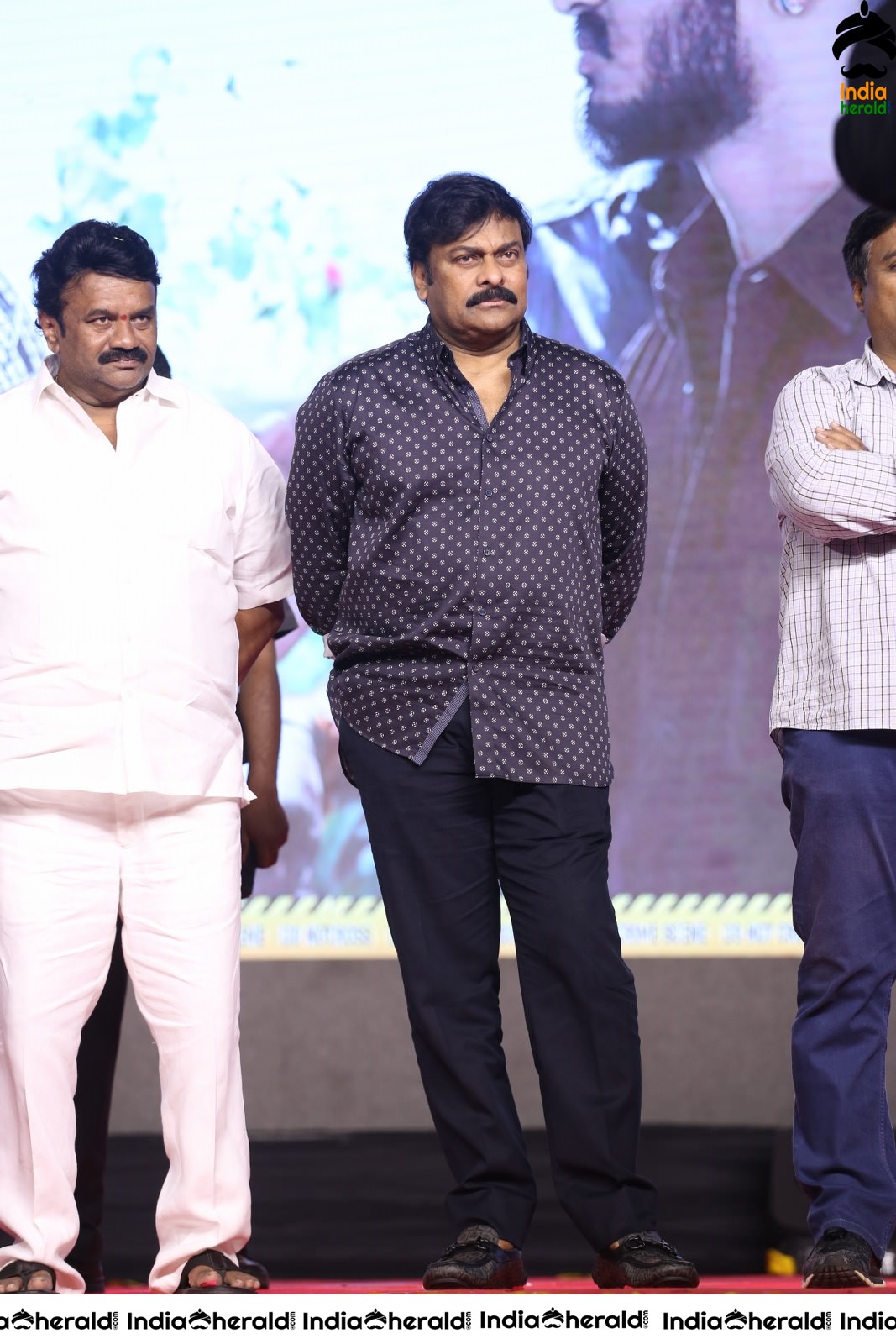 Actor Nikhil Siddhartha Speak on the Stage before Chiranjeevi Garu Set 2