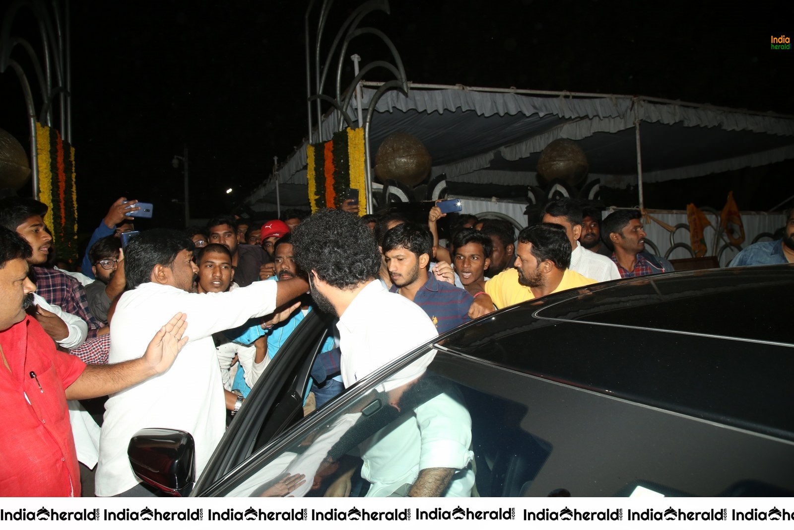 Actor NTR and Kalyan Ram visits NTR GHAT Set 3