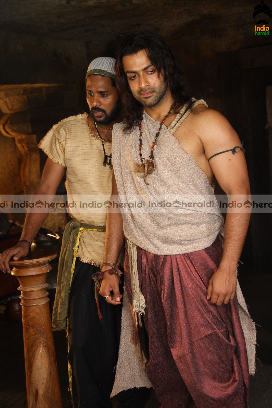 Actor Prithviraj and Arya unseen photos from a Mallu flick