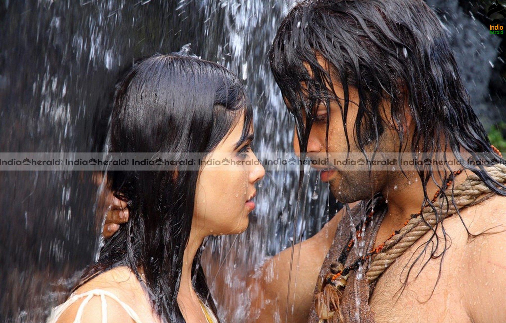 Actor Prithviraj and Arya unseen photos from a Mallu flick