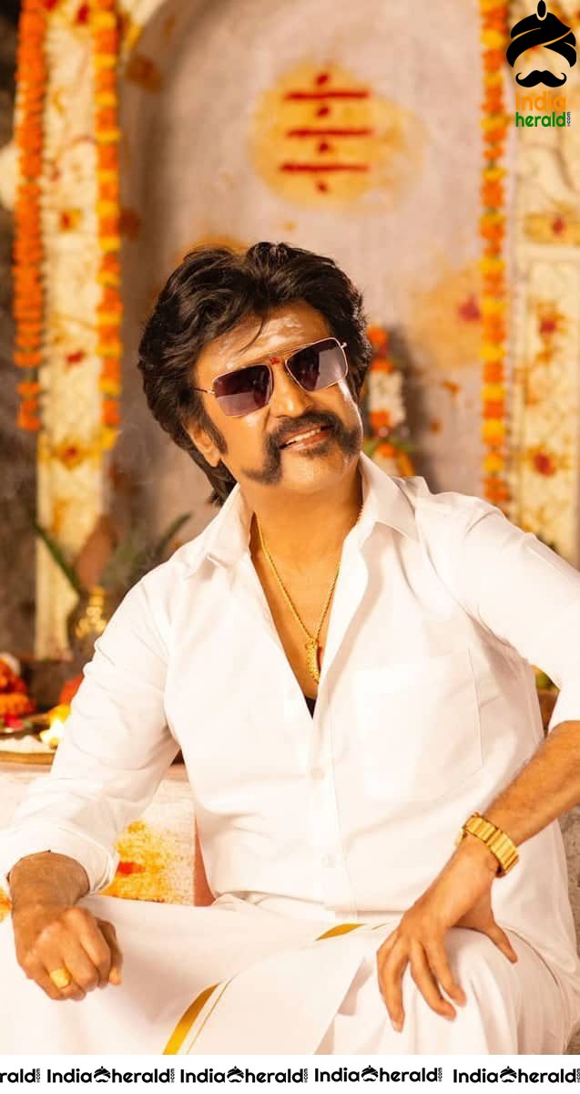 Actor Rajinikanth Recent Stylish Stills from his recent Blockbuster Set 1
