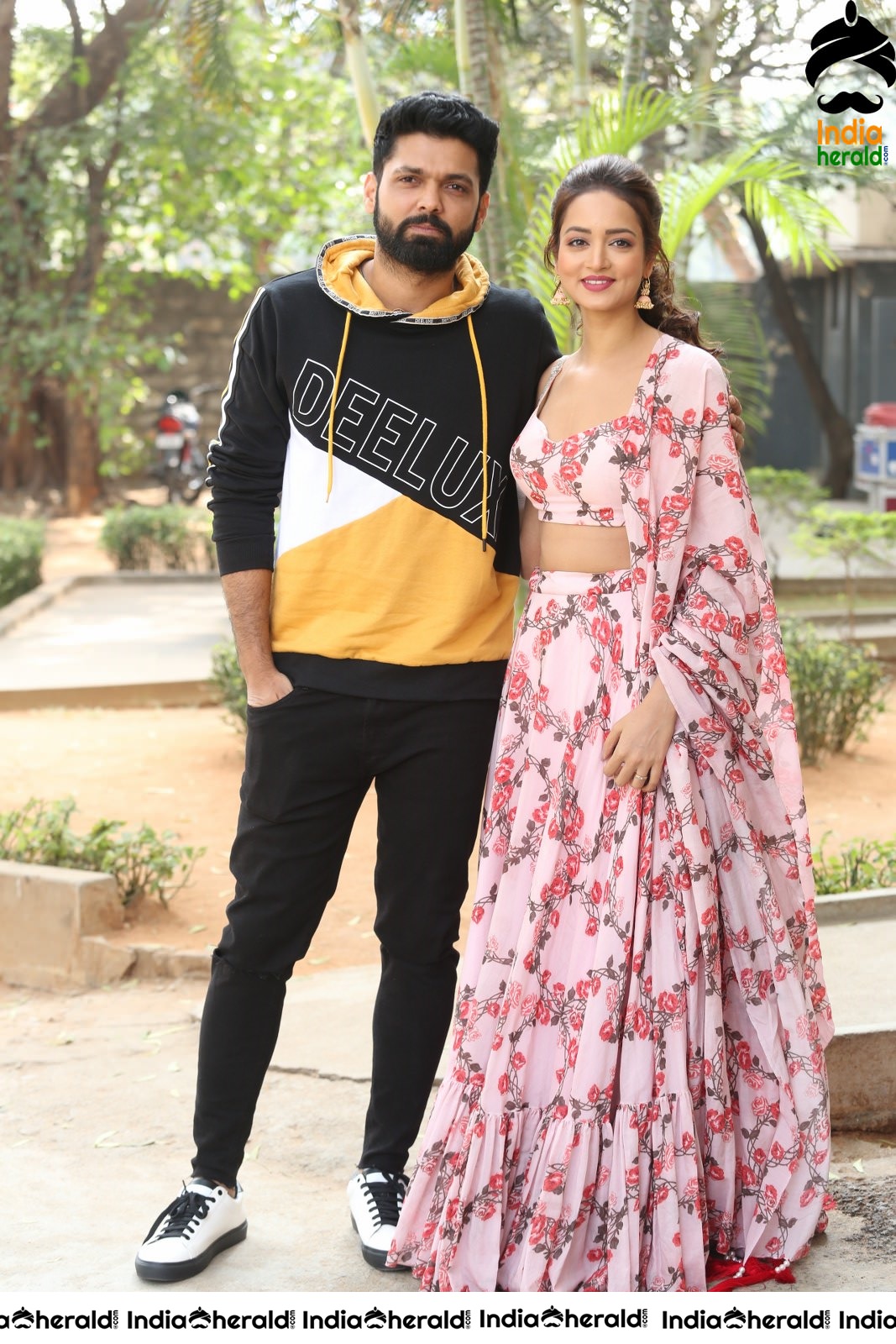 Actor Rakshit Shetty Latest Clicks with Hot Actress Shanvi Srivastava Set 1