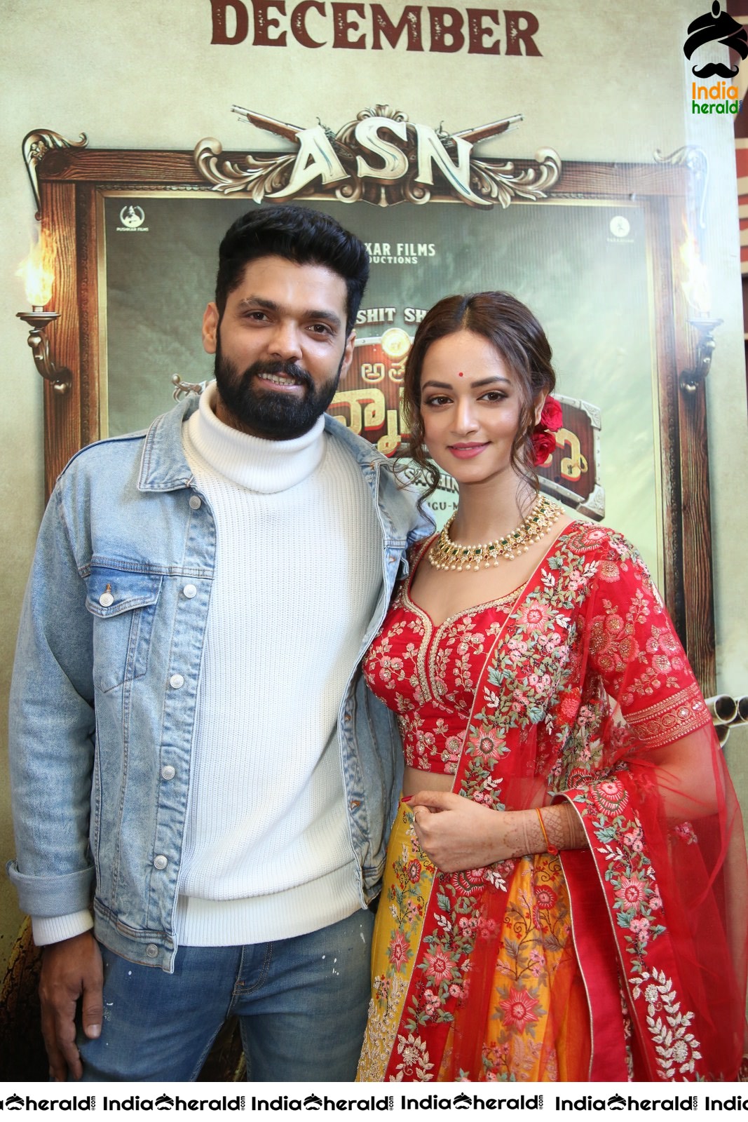 Actor Rakshit Shetty Poses along with Shanvi Srivastava Set 1